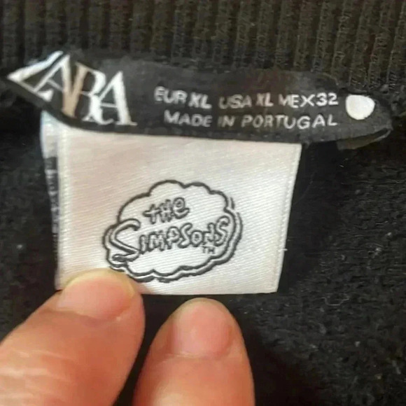 ❤️2/$50❤️Zara The Simpsons Women Black Sweater-  XL- Portugal-EUC - Picture 2 of 7